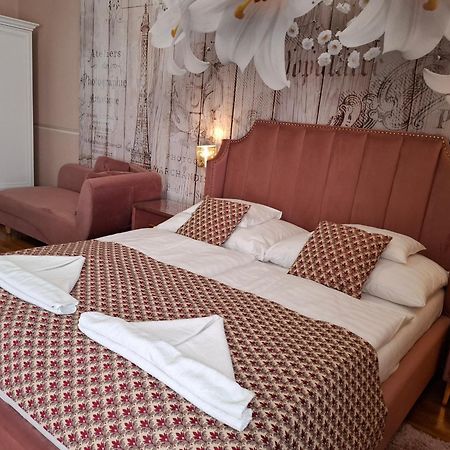 Kek Laguna Wellness Apartmanok エゲルサローク エクステリア 写真