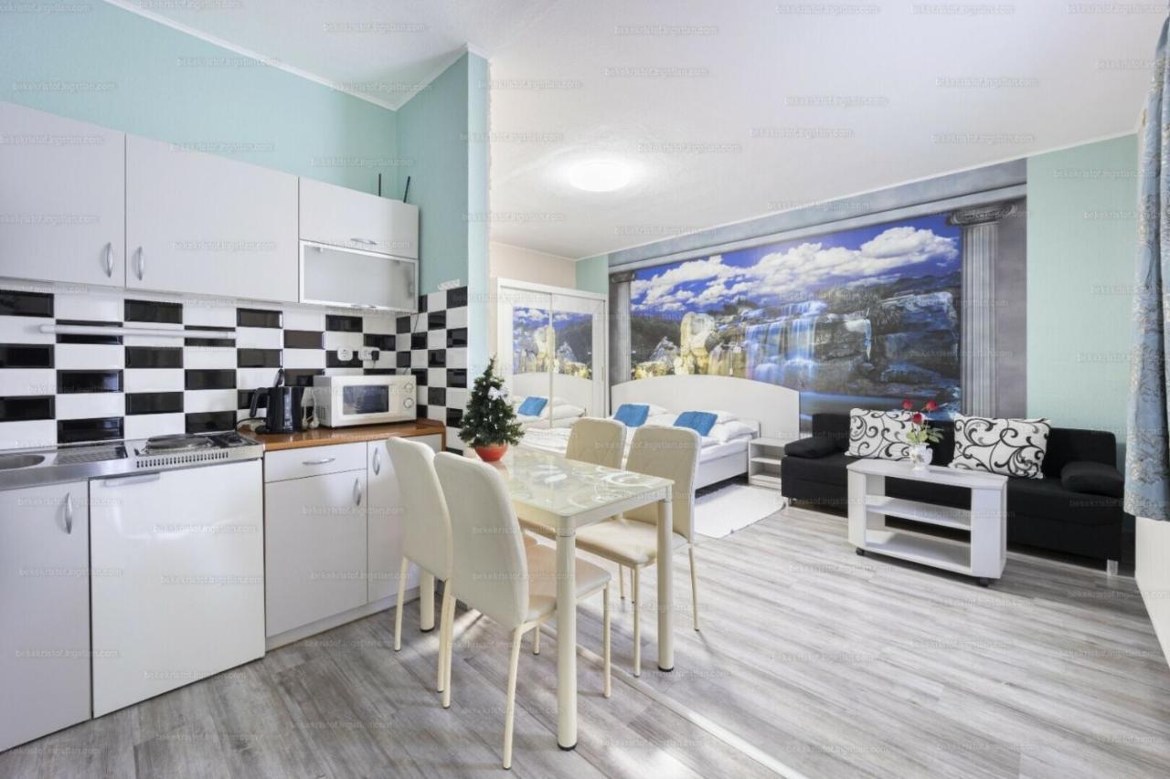 Kek Laguna Wellness Apartmanok エゲルサローク エクステリア 写真