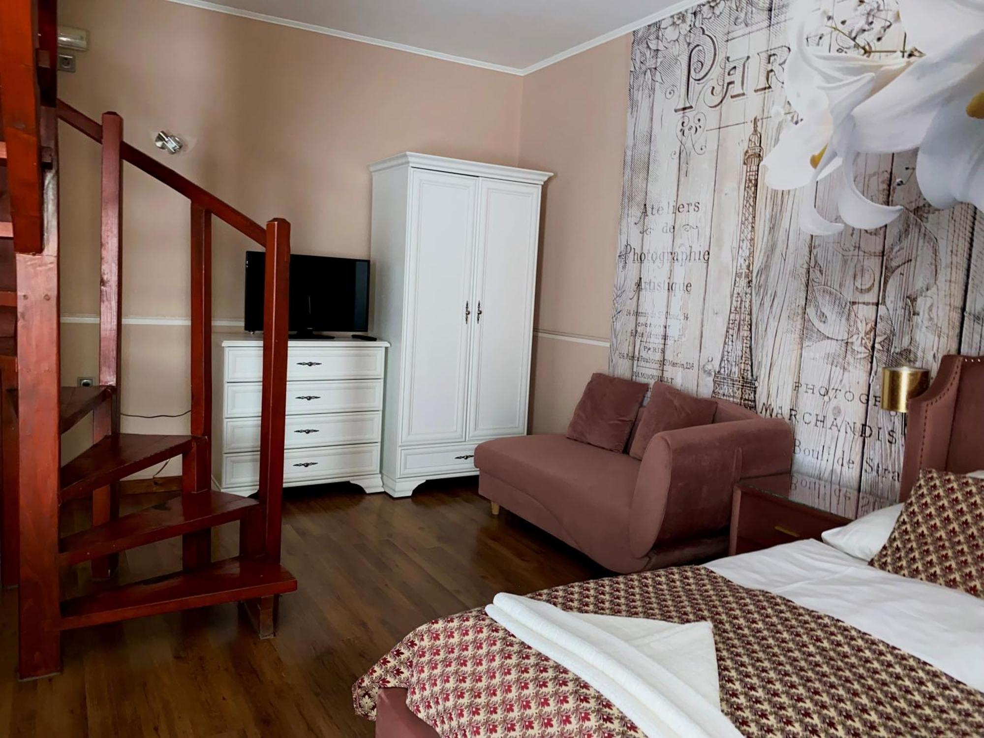 Kek Laguna Wellness Apartmanok エゲルサローク エクステリア 写真