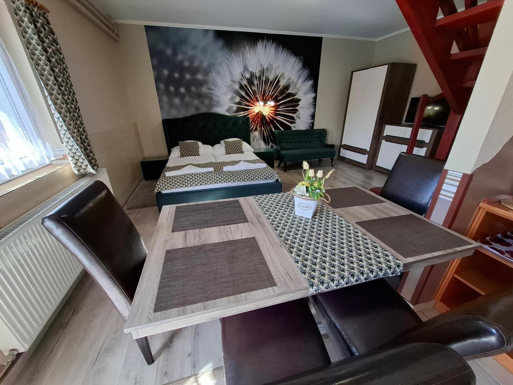 Kek Laguna Wellness Apartmanok エゲルサローク エクステリア 写真